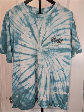 AC/DC High Voltage '76 European Tour Blue Tie Dye Band Tee Shirt Large